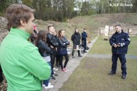 Wizyta uczniów klasy o profilu bezpieczeństwo publiczne z Zespołu Szkół nr 5 im. Józefa Rymera w Rybniku w KMP w Rybniku